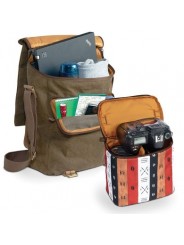 Africa Series Slim Satchel (Brown) National Geographic - 
Fits D-SLR Camera Kit
Fits Camcorder Kit
Holds a Laptop with a Screen 