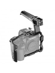 Panasonic GH6 Cage 8Sinn - - 1/4" mounting points- Arri locating point (3/8" mounting point on top)- M4 threads (top front, bott