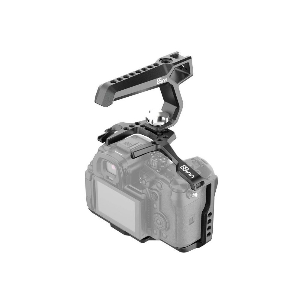 Panasonic GH6 Cage 8Sinn - - 1/4" mounting points- Arri locating point (3/8" mounting point on top)- M4 threads (top front, bott