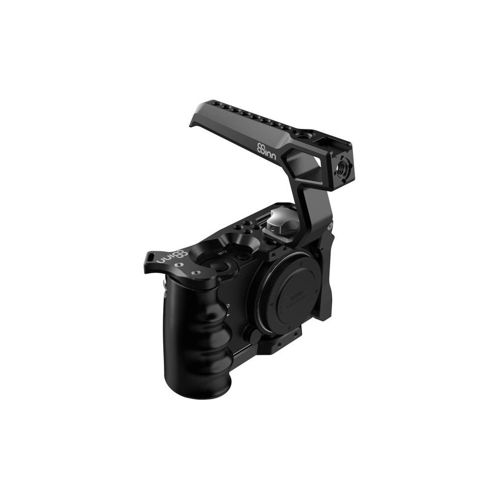 Sigma FP/FP L Cage 8Sinn - Key features:

Ergonomic design
Four-piece cage joined with screws
Easy access to plugs, slots, and b