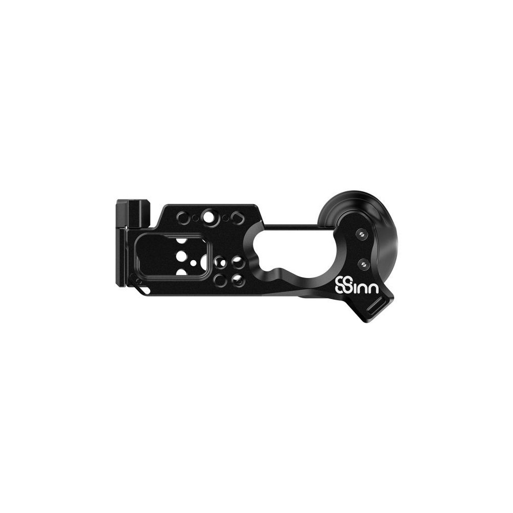 Sigma FP/FP L Cage 8Sinn - Key features:

Ergonomic design
Four-piece cage joined with screws
Easy access to plugs, slots, and b