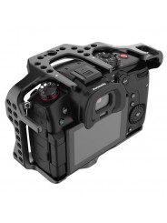 Panasonic GH5 / GH5M2 /GH5s Cage V2 8Sinn - - 1/4" Befestigungspunkte- Eine Befestigungsschraube (unten)- Kalte Schuhhalterung-