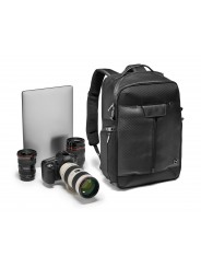 Century traveler camera backpack Gitzo - 
Holds camera gear like a Canon 5D, Sony A7 kit or DJI Mavic kit
Securelock zips for sa