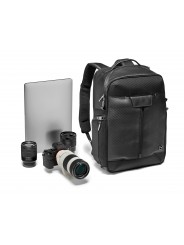 Century traveler camera backpack Gitzo - 
Holds camera gear like a Canon 5D, Sony A7 kit or DJI Mavic kit
Securelock zips for sa