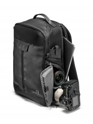 Century traveler camera backpack Gitzo - 
Holds camera gear like a Canon 5D, Sony A7 kit or DJI Mavic kit
Securelock zips for sa