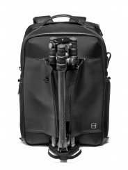 Century traveler camera backpack Gitzo - 
Holds camera gear like a Canon 5D, Sony A7 kit or DJI Mavic kit
Securelock zips for sa