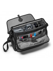 Century compact camera messenger Gitzo - 
Holds camera gear like a Leica M, Sony A7 kit or a DJI Mavic kit
G-lock flap closing s