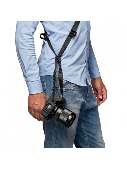 Century leather camera sling strap for Mirrorless/DSLR Gitzo - 
Cross-body design ensures comfort and ease of use
Holds camera g