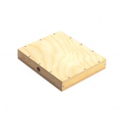 Mini Apple Box Quarter Udengo - Größe: 2" x 10" x 12" (5,1 cm x 25,5 cm x 30,5 cm)Gewicht: 3,5 lbs (1,6 kg) Material: 12mm