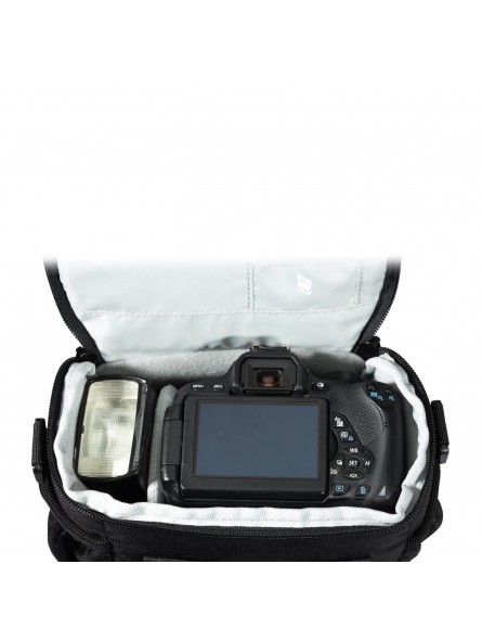 Adventura SH 140 II Lowepro - 
Fits compact DSLR with kit lens and extra lens or flash
Adjustable divider system in main compart