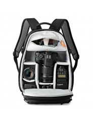 Tahoe BP 150 Black Lowepro - Passend für DSLR mit Kit-Objektiv (z. B. 18–135 mm), zusätzliches Objektiv, Blitz Das Hauptfach hat