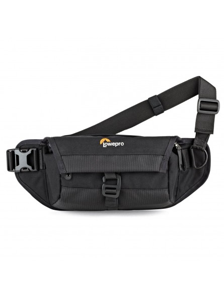 m-Trekker HP 120, Black Lowepro - 
Comfortably wear cross-body or as waist pack
Front zip pockets holds lens caps and small item