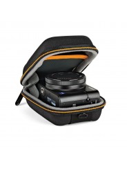 Hardside CS 20 Lowepro - Rugged and protective rigid camera case for small point-and-shoots.

FormShell™ exterior offers lightwe