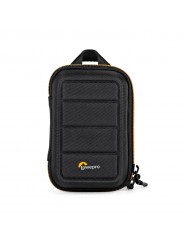 Hardside CS 40 Lowepro - 
FormShell™ exterior offers lightweight rigid protection
Cushioned foam interior provides additional pr