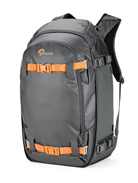 Lowepro Plecak Whistler BP 450 AW II Grey Lowepro - 
Top and body-side access fits portrait grip DSLRs
Wider interior space with