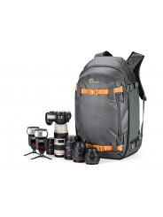 Lowepro Plecak Whistler BP 450 AW II Grey Lowepro - 
Top and body-side access fits portrait grip DSLRs
Wider interior space with