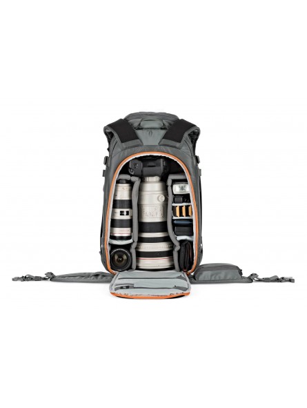 Lowepro Plecak Whistler BP 450 AW II Grey Lowepro - 
Top and body-side access fits portrait grip DSLRs
Wider interior space with
