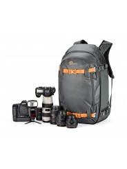 Lowepro Plecak Whistler BP 450 AW II Grey Lowepro - 
Top and body-side access fits portrait grip DSLRs
Wider interior space with