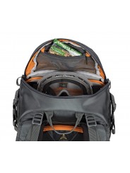 Lowepro Plecak Whistler BP 350 AW II Grey Lowepro - Der Zugang von oben und der Gehäuseseite passt zu Standard DSLR &amp; Pro Mi