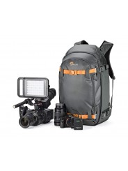 Lowepro Plecak Whistler BP 450 AW II Grey Lowepro - 
Top and body-side access fits portrait grip DSLRs
Wider interior space with