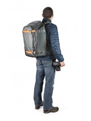 Lowepro Plecak Whistler BP 450 AW II Grey Lowepro - 
Top and body-side access fits portrait grip DSLRs
Wider interior space with