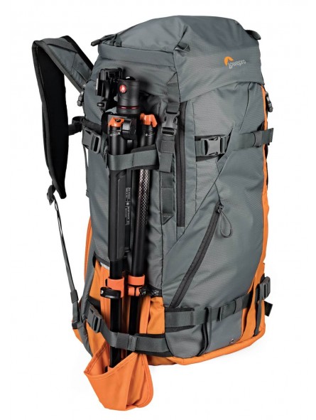 Powder BP 500 AW Grey/Orange Lowepro - 
Fits Standard DSLR and Pro Mirrorless cameras and lenses
Secure, body-side access
50% of
