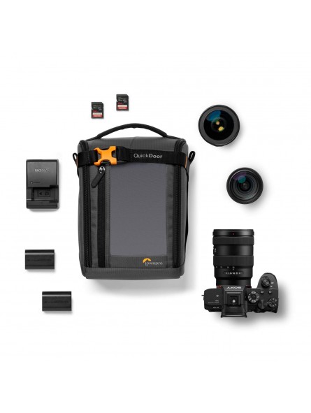 GearUp Creator Box L II Lowepro - 
Interior dividers adjust to secure mirrorless camera&amp;extra lens
Fast &amp; secure QuickDo