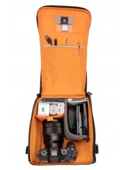 Lowepro GearUp Creator Box L II Lowepro - Die Innenteiler passen sich an, um die spiegellose Kamera und das zusätzliche Objektiv