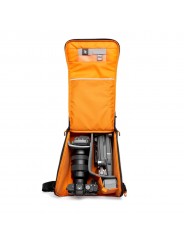 Lowepro GearUp Creator Box XL II Lowepro - Die Innenteiler passen sich an, um die spiegellose Kamera und das Zusatzobjektiv zu s