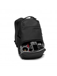 Advanced Active Backpack III Manfrotto - 
Versatile backpack for camera and laptop, or a travel daypack
Hold DSLR or CSC cameras