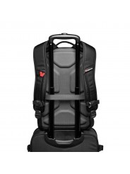 Advanced Active Backpack III Manfrotto - 
Versatile backpack for camera and laptop, or a travel daypack
Hold DSLR or CSC cameras