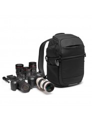 Advanced Fast Backpack III Manfrotto - 
Fits a full frame camera + 70-200/4 lens, 3 lenses + accessories
Versatile dual side acc