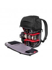 Advanced Fast Backpack III Manfrotto - 
Fits a full frame camera + 70-200/4 lens, 3 lenses + accessories
Versatile dual side acc