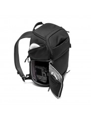 Advanced Fast Backpack III Manfrotto - 
Fits a full frame camera + 70-200/4 lens, 3 lenses + accessories
Versatile dual side acc