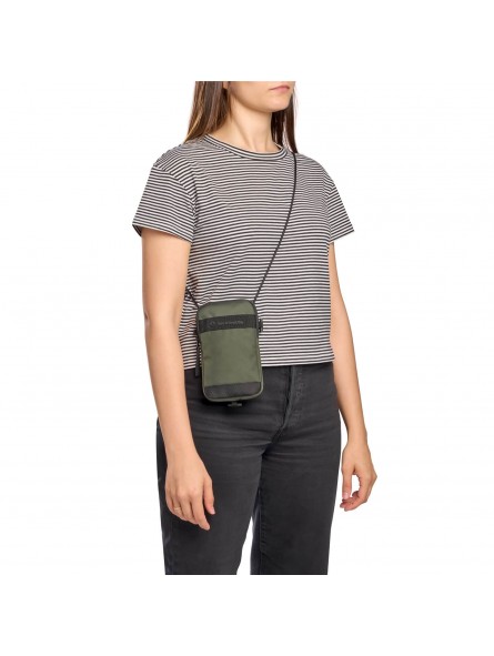 Street Crossbody Pouch Manfrotto - 
Multi-purpose pouch ideal for travel and everyday use
Pull-out adjustable drawstring for cro