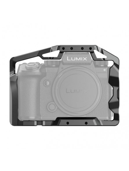Panasonic LUMIX S5II / S5IIX Cage 8Sinn - - 1/4” mounting points- 3/8” mounting points with Arri locating pins- M4 mounting poin