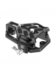 8Sinn 15mm Lightweight Baseplate 8Sinn - 

- 1/4" and 3/8" mounting points- 15mm rod openings- Rubber pads- Aluminum made- Light