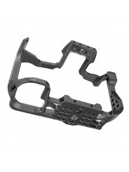 Panasonic S1 / S1R / S1H Cage 8Sinn - Key features:

1/4" mounting points
3/8" top&amp;bottom thread
Cold shoe
Strap holder
Ergo