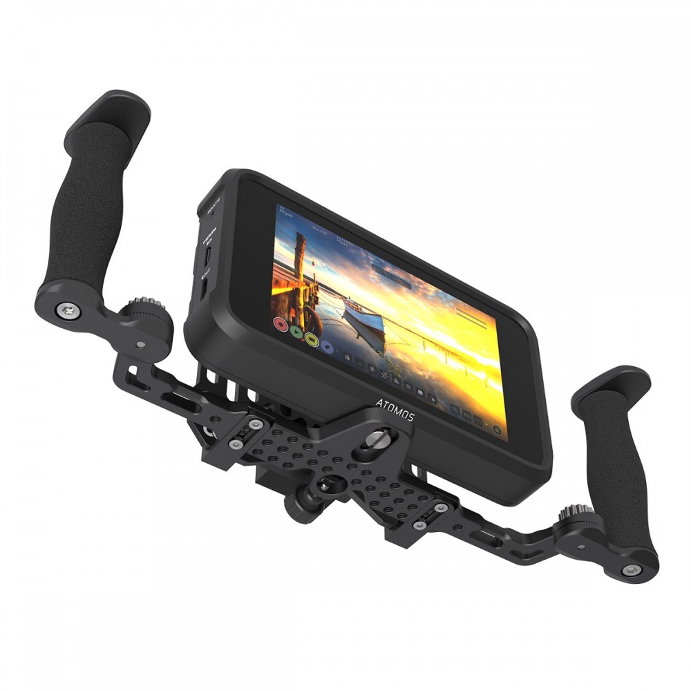 Directors Monitor Cage 8Sinn - Hauptmerkmale:
Universal (für Monitore bis zu 7")
1/4" Befestigungspunkte
Verstellbare