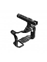 SONY FX3 / FX30 Cage 8Sinn - - Solid cage-to-camera attachment (side&amp;bottom)- 1/4" mounting points- 3/8" threaded openings w