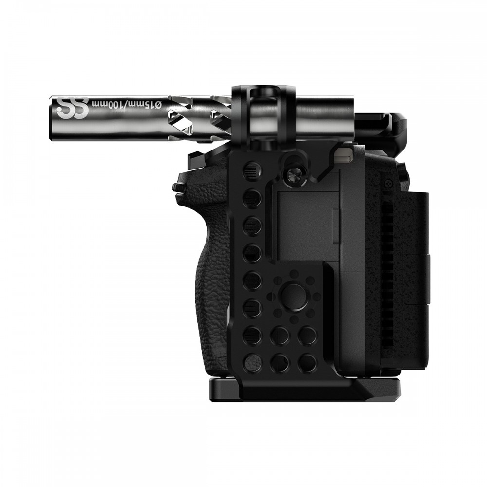 15mm Single Rod Clamp with Cold Shoe for 8Sinn Sony FX3 / FX30 Cage 8Sinn - Key features:- Compatibility with Sony FX3 and FX30-