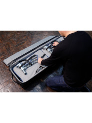 Dreifach-C-Rollenkoffer für abnehmbare C-Ständer und Zubehör Avenger - 
Für den Transport von bis zu drei