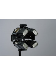 EZYBOX II QUAD BRACKET Lastolite by Manfrotto - 
Attach up to 4 flash guns





Strong, robust design




Can be used with the f