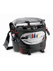 Messenger bag Bumblebee M-30 PL Manfrotto - 
Safeguards your camera gear e.g. a A7II kit or DJI Mavic kit
Breathable back &amp; 