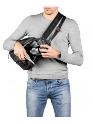 Pro Light FastTrack-8 Umhängetasche Manfrotto - 2-in-1-Schultertasche plus Kamerariemen Perfekt für Premium-CSC wie Sony A7 oder