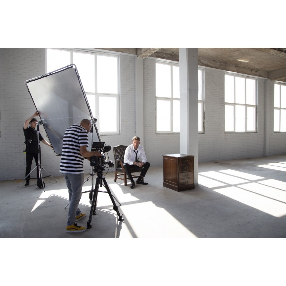 Pro Scrim All In One Kit 2 x 2 Large Manfrotto - Pro Scrim

Built to capture the imagination of creative imagemakers
Lightweight